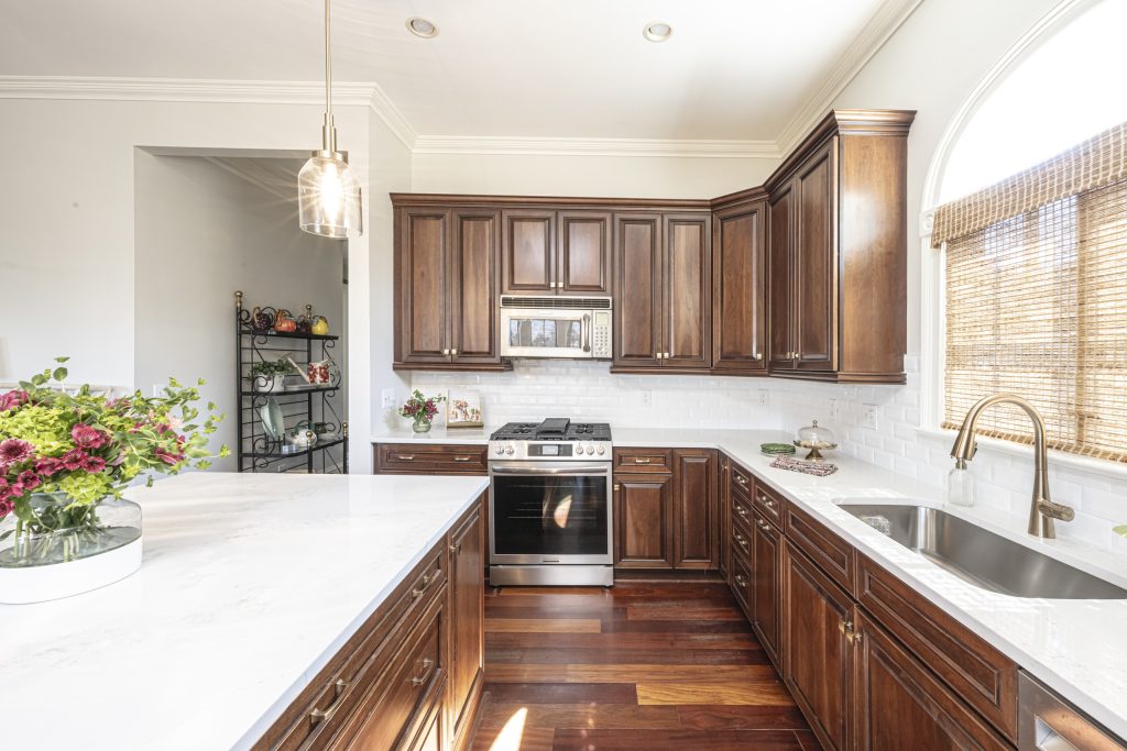 Coastal kitchen design in Charleston, SC